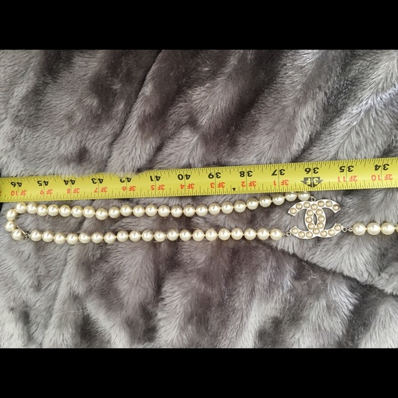 Chanel pearl belt. SOLD SOLD - Picture 6 of 8